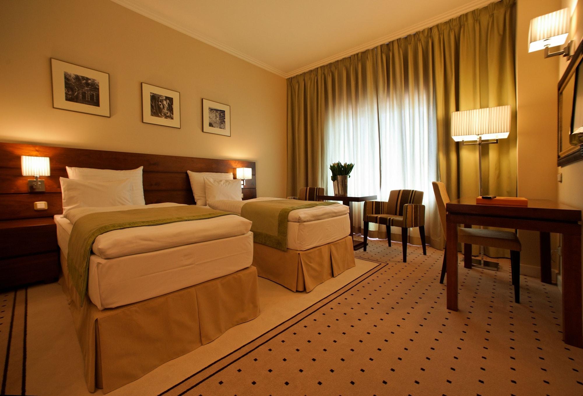 Capital Plaza Hotel Βουκουρέστι Εξωτερικό φωτογραφία